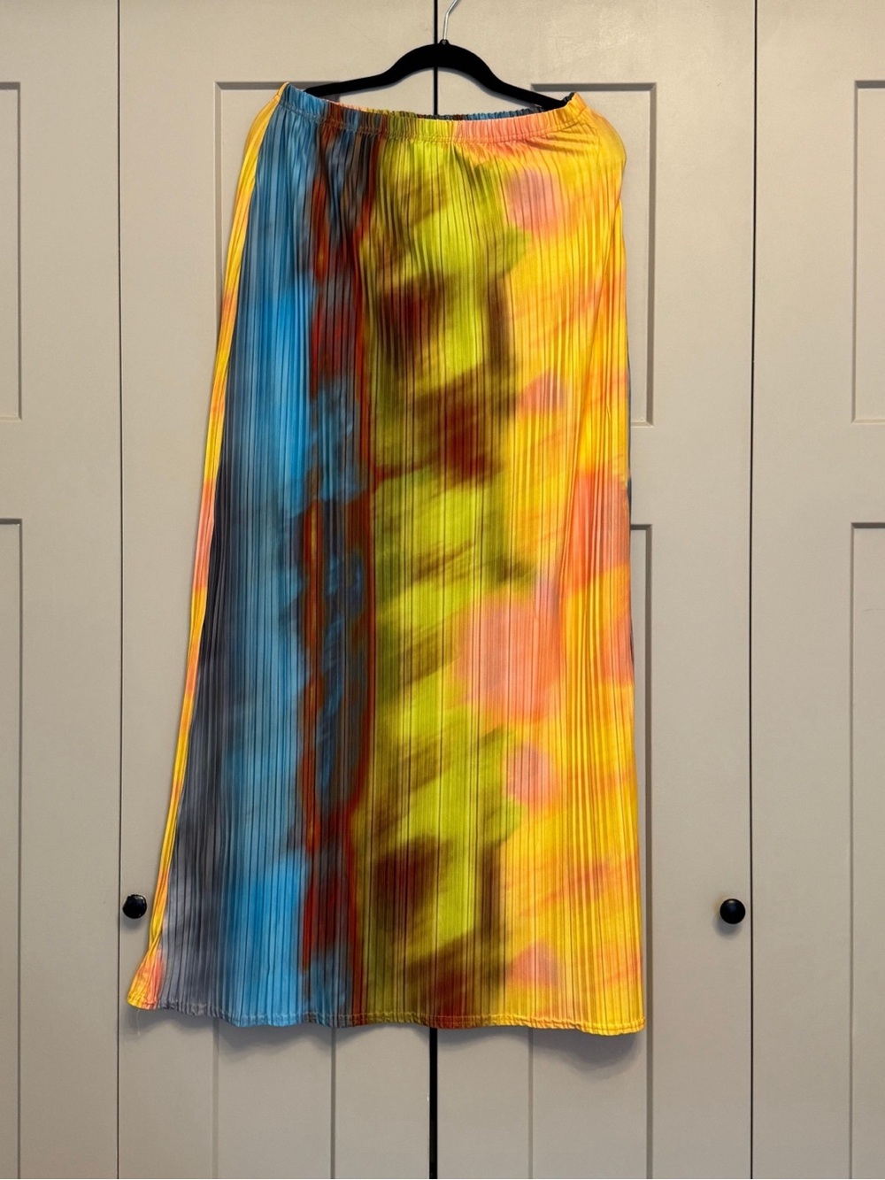 PrettyLittleThing Pleated Multicolor Maxi Skirt Size US 12